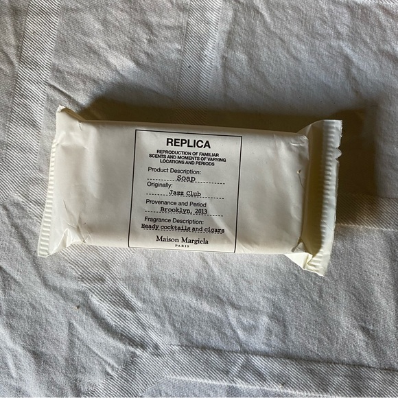 [NEW] Maison Margiela Jazz Club Bath & Body Set - Picture 6 of 11